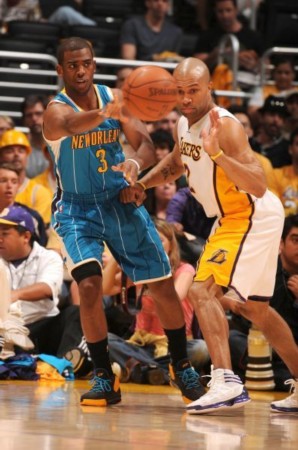  保罗穿针引线太阳客场巧取独行侠胜利